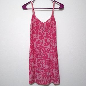 Ambrielle hot pink rose print night gown